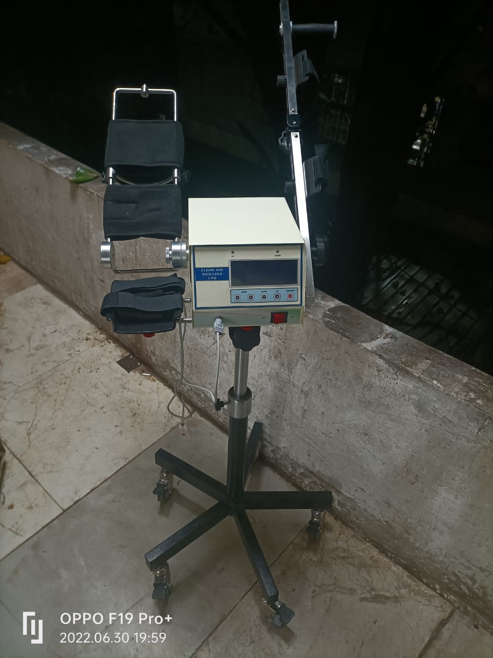 Elbow CPM Machine for Post Operative Rehabilitation